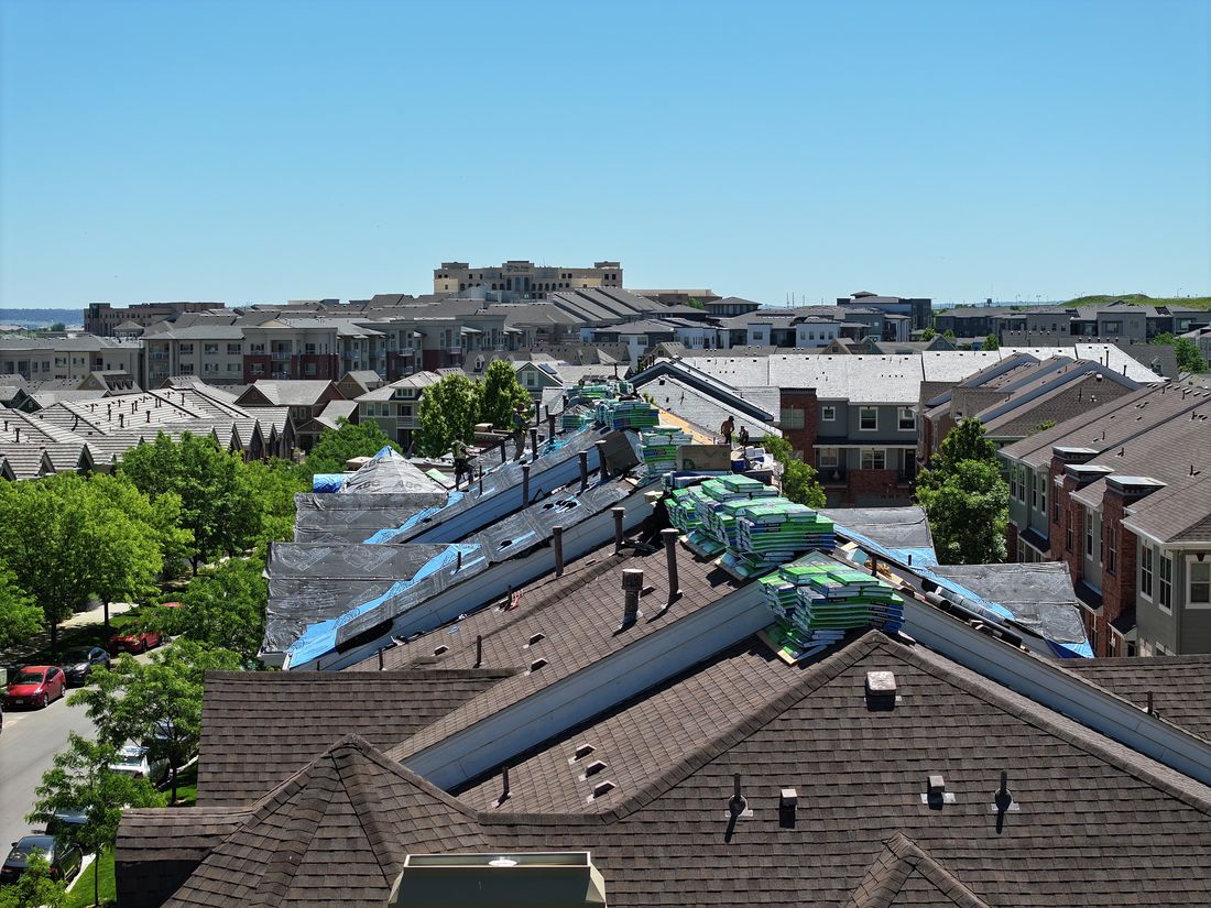 Fixins roofing work in Security-Widefield